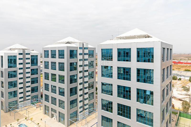 Foto 1213417c-b847-42ef-baeb-f00e2c2fdd88. Büro in San Jerónimo - La Bachillera Sevilla