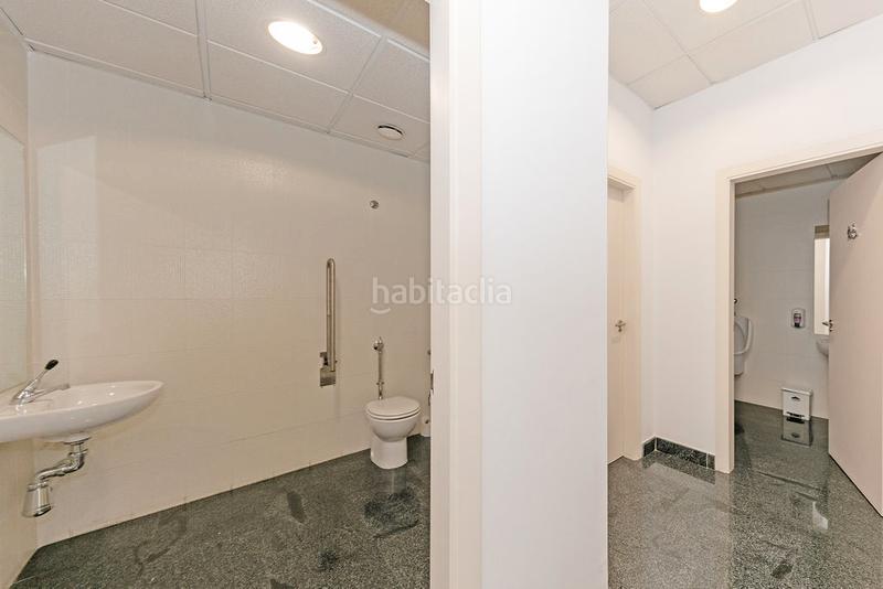 Foto fecd0980-a470-4ce4-b451-b3a6d1a31f22. Büro in San Jerónimo - La Bachillera Sevilla