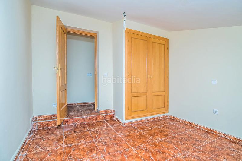 Foto ab9e4526-b696-44ef-8a26-eafa08e26f9e. Casa pareada solvia inmobiliaria chalet adosado en Fresno de la Fuente