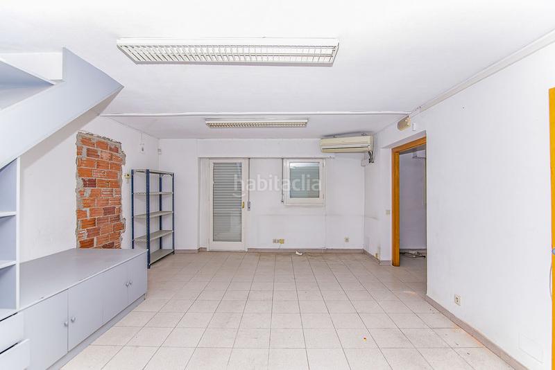 Foto 4d125458-5989-4612-a111-ed153d58b91d. Oficina a Olot