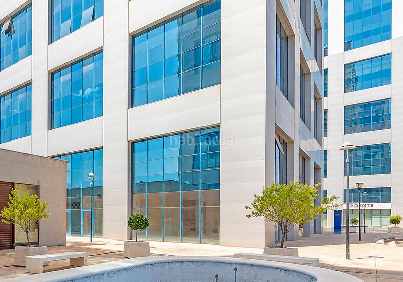 Foto 35321b10-0cc8-4a2f-a7a9-f713c238438a. Oficina a San Jerónimo - La Bachillera Sevilla