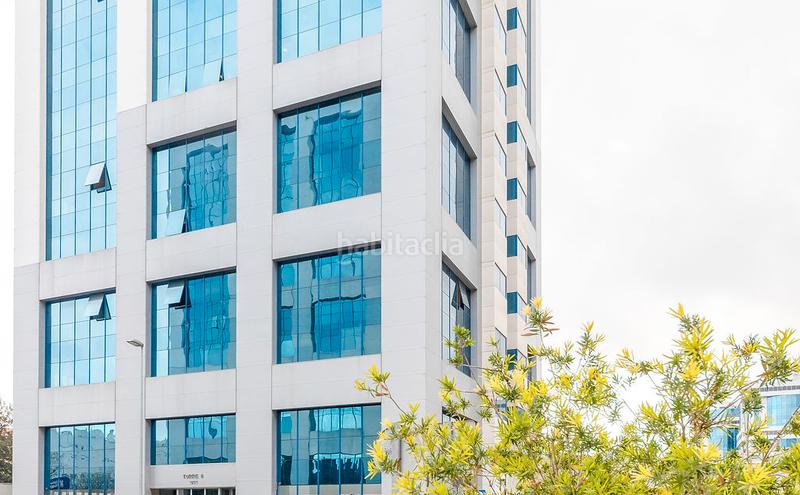 Foto 4cb3e651-8a4b-40ff-a7b2-0d20d8799839. Oficina a San Jerónimo - La Bachillera Sevilla