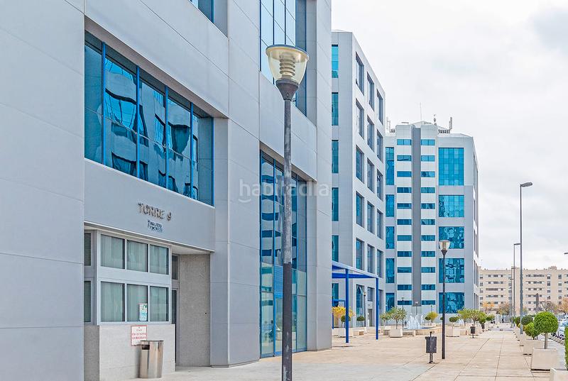 Foto 750fb222-5257-46b8-a2e2-4c98de3155aa. Oficina a San Jerónimo - La Bachillera Sevilla