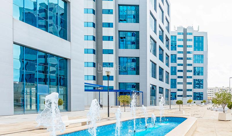 Foto d72f4679-9dc5-43ee-94bf-b69ac9deefeb. Oficina a San Jerónimo - La Bachillera Sevilla