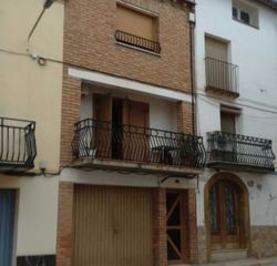 Chalet in Av cataluña. Solvia inmobiliaria - casa castelló de farfanya