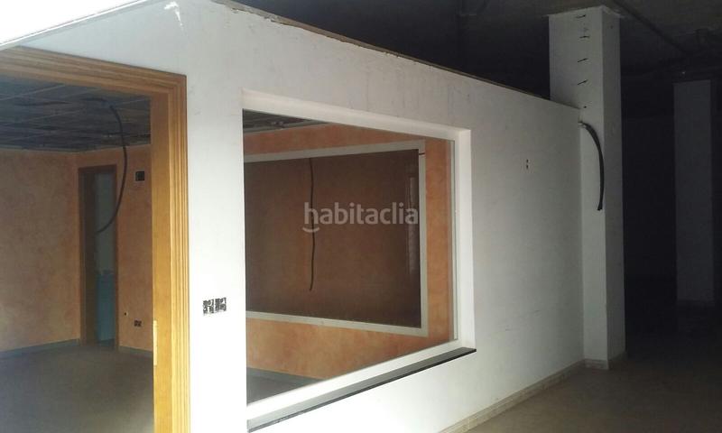 Foto 5f44e5ca-120f-42fc-a8b8-45283cdd34a8. Business premise in Llombai Burriana