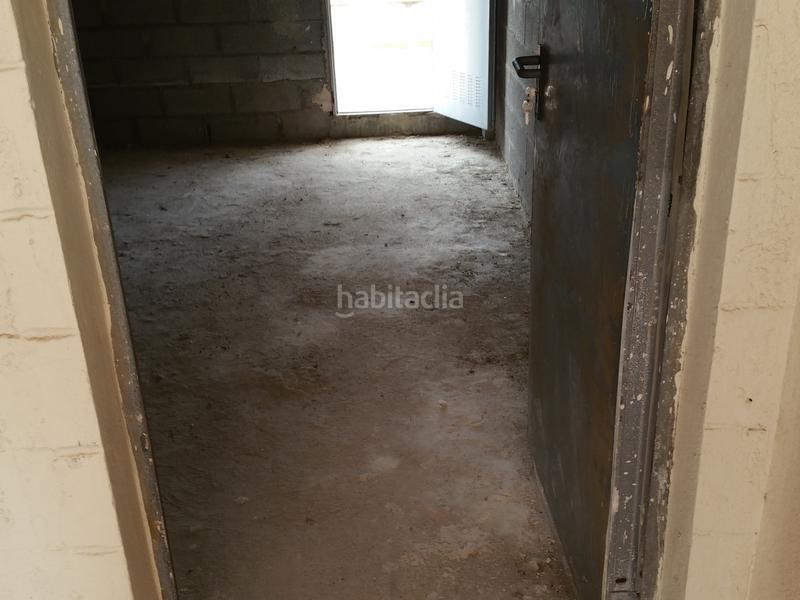 Foto 0c7cd1f2-5306-4855-b661-df88fa7e5fa5. Locale commerciale in El Rinconcillo Algeciras