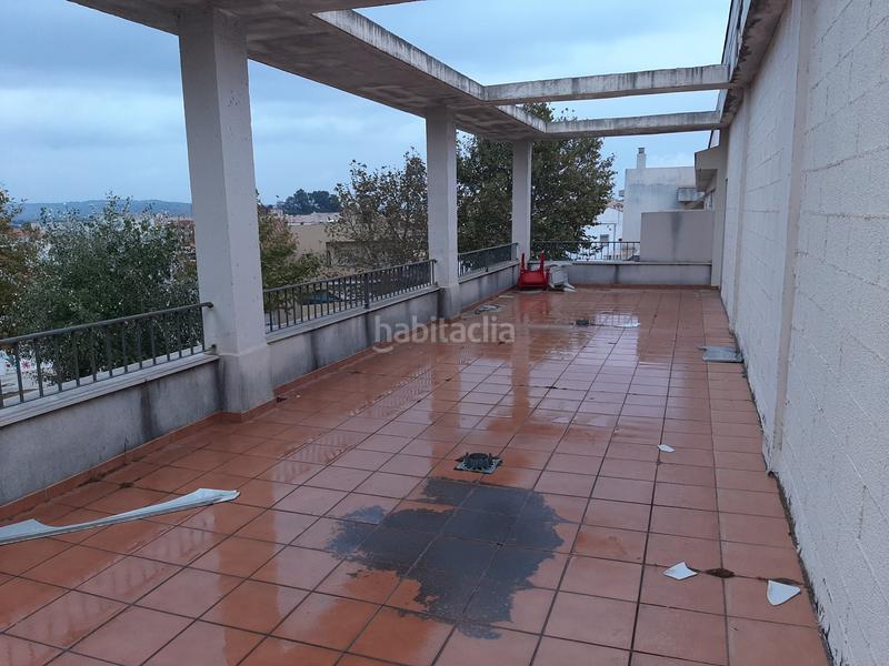 Foto c311296a-6f29-4605-81f5-e88dbdcacb87. Locale commerciale in El Rinconcillo Algeciras