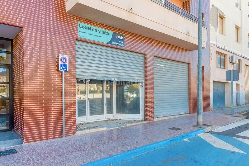 Foto 06dc24fb-5b17-4f45-a22e-69debae1888c. Locale commerciale in Caudete