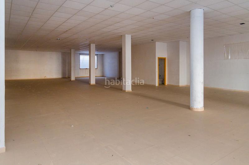 Foto 51ac7ab0-c5c2-4068-b2be-24ff76894662. Locale commerciale in Caudete