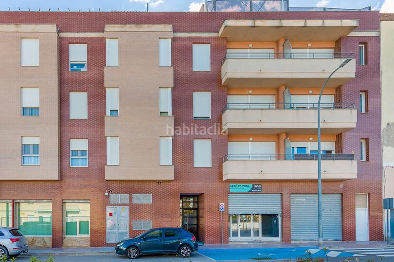 Foto 98229cd6-4f89-4205-8d8e-2ddb18f4942c. Locale commerciale in Caudete