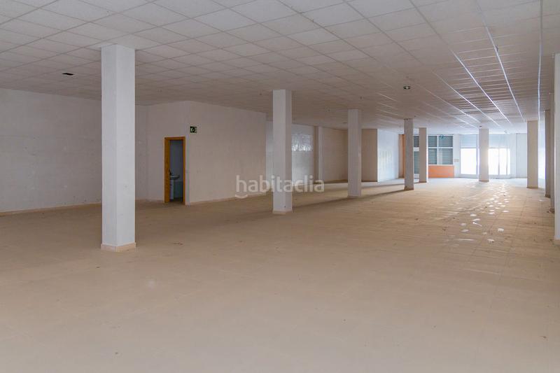 Foto addb85fd-88d8-4f2c-a47d-d899e39547d8. Locale commerciale in Caudete