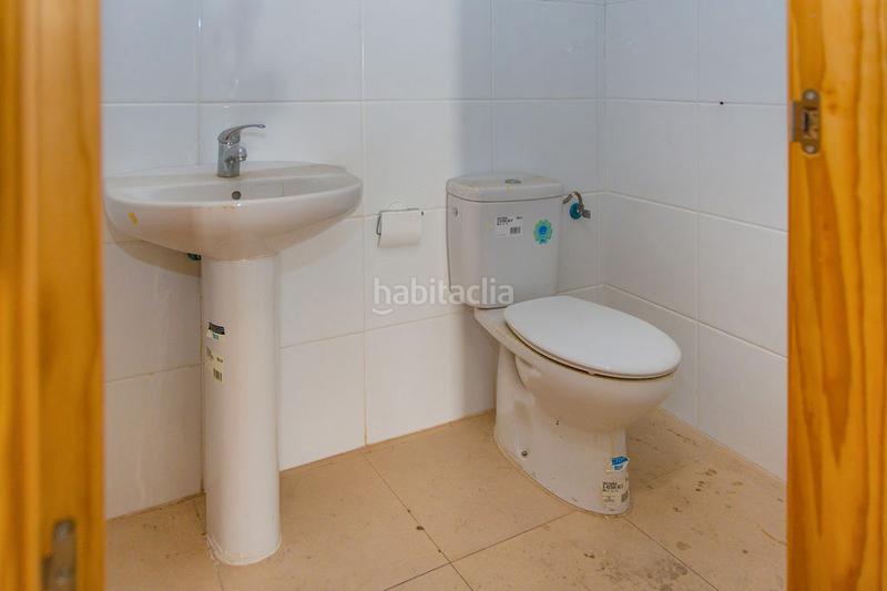 Foto d74eb020-f405-49ba-86c5-39ab17cbbb1a. Locale commerciale in Caudete