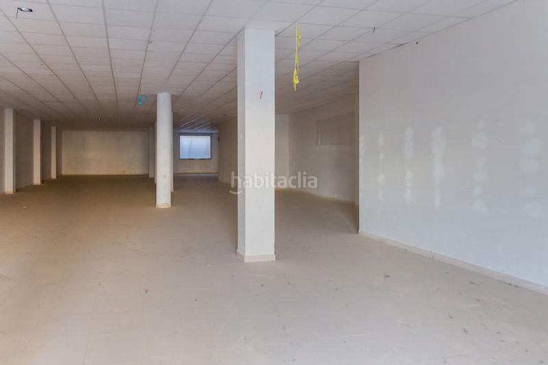 Foto d80b3ee0-1add-45a4-8b09-1d3eaa26c598. Locale commerciale in Caudete