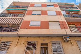 Pis  C/ villena. Solvia inmobiliaria  piso elda
