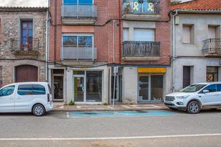 Local commercial  Av pau casals. Solvia inmobiliaria  locales llinars del vallès