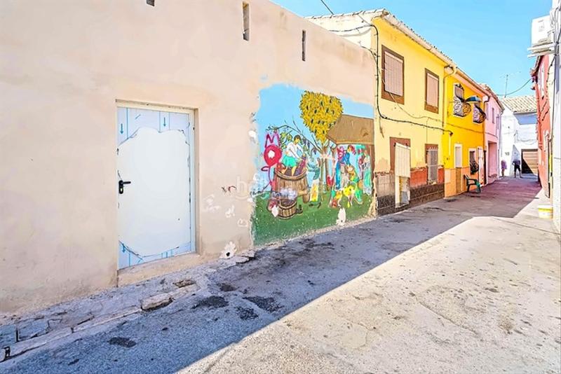 Foto 17281b33-f2f0-45c1-b407-ad773ff24d71. Casa pareada solvia inmobiliaria chalet adosado en Villena