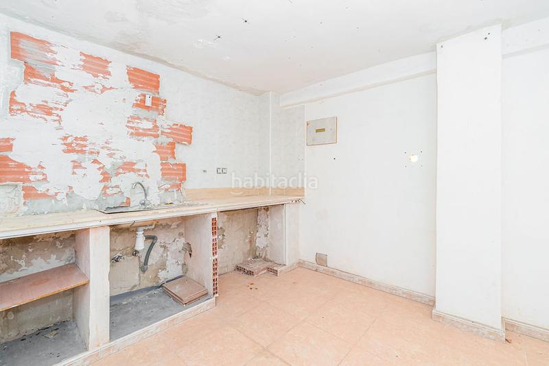 Foto c87cad3a-5680-45a6-99fa-64e2c6bef978. Geschäftsraum in San Crispín-Huerta Nueva-Estación Elda