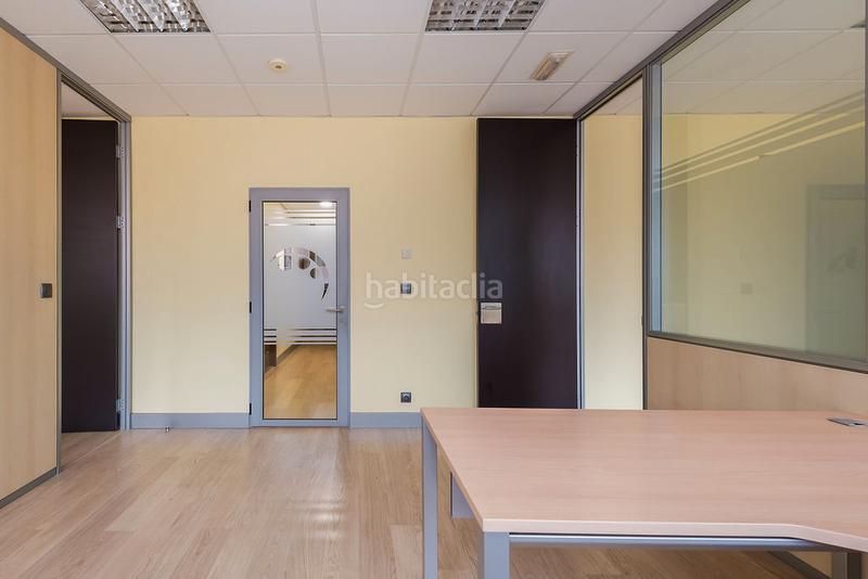 Foto 09d71f80-5486-4761-86cb-212661bbfbdd. Oficina solvia inmobiliaria oficinas en Rekalde Centro Bilbao