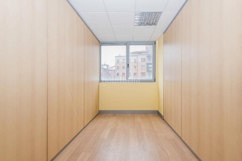 Foto 6910542c-9b0e-4900-b977-0018cc92d3e9. Oficina solvia inmobiliaria oficinas en Rekalde Centro Bilbao