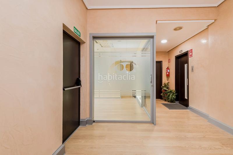 Foto 70404900-3b91-40f6-a3cf-5ae71920560f. Oficina solvia inmobiliaria oficinas en Rekalde Centro Bilbao