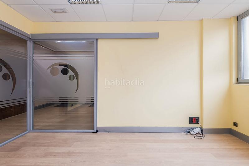 Foto 8267a0fd-9474-4f30-ba87-74243d910abc. Oficina solvia inmobiliaria oficinas en Rekalde Centro Bilbao
