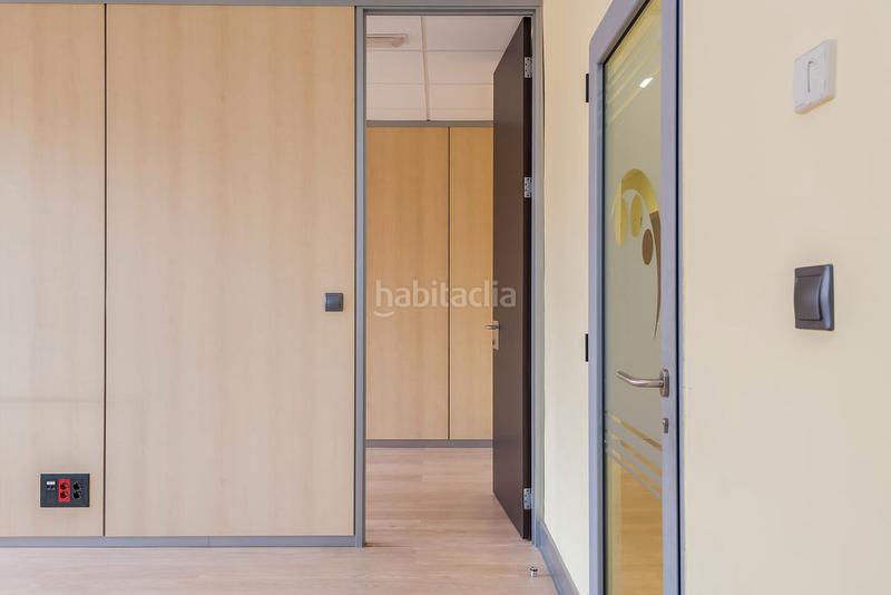 Foto f0e0127a-e8aa-4a74-9f5c-3d2b452a204c. Oficina solvia inmobiliaria oficinas en Rekalde Centro Bilbao