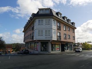 Local commercial  C/ andrés pérez soto. Solvia inmobiliaria  locales moeche