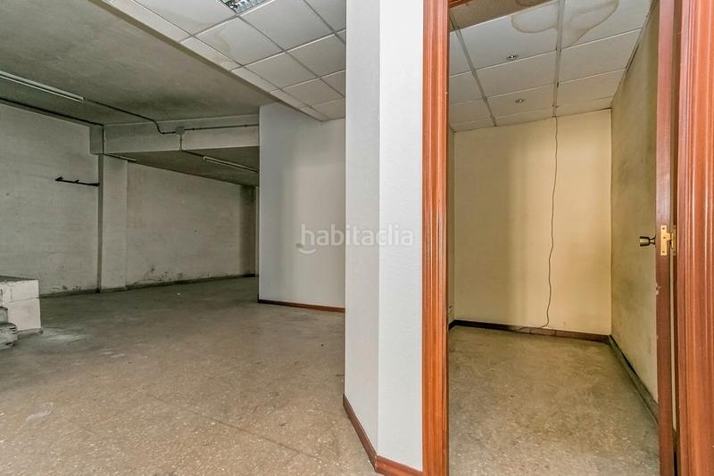 Foto 4080ca43-f363-4522-9058-8af2434dda78. Locale commerciale in La Plana Esplugues de Llobregat