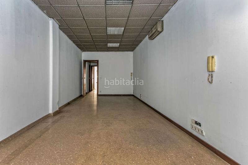 Foto b15c1814-f611-47d1-b7ad-554f9b734e4b. Locale commerciale in La Plana Esplugues de Llobregat