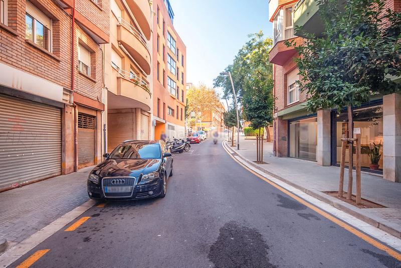Foto ce680c9d-4078-46b8-a085-d8a23b074fc1. Locale commerciale in La Plana Esplugues de Llobregat