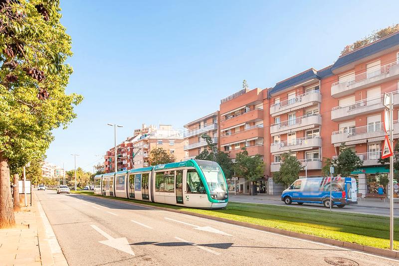 Foto de532d6e-3809-4794-8e2d-a78ed7db05bc. Locale commerciale in La Plana Esplugues de Llobregat