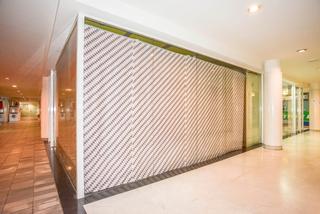 Local Comercial  C/ antonio llopis. Solvia inmobiliaria  locales olot