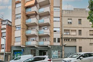 Local Comercial  C/  mossen jacint verdagues. Solvia inmobiliaria  locales sant vicenç dels horts