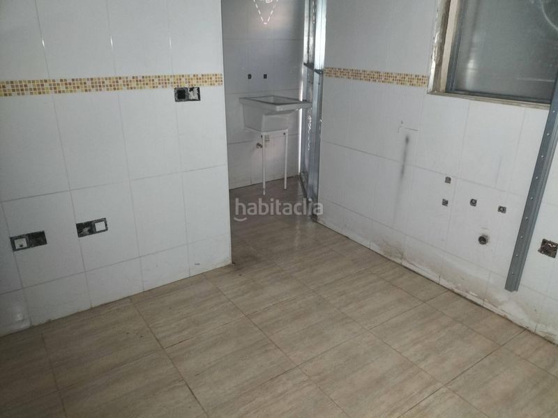 Foto 53529588-bd91-46c7-b888-0088ce5b00c4. Pis amb aparcament a Águilas