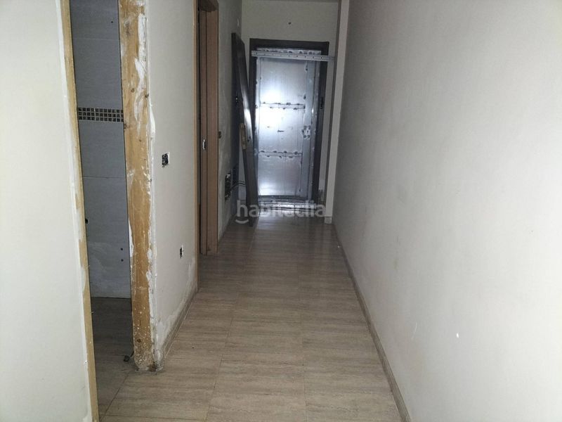 Foto d88bb02f-cd2c-492d-9f6f-80164475b7e9. Pis amb aparcament a Águilas