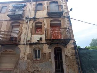 Pis  C/ baixada a les fonts. Solvia inmobiliaria  piso navarcles