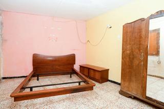 Xalet  C/ san cristóbal. Solvia inmobiliaria  casa yecla