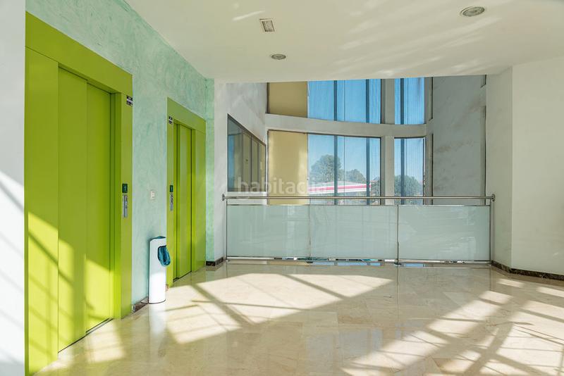 Foto c8329ede-330b-4bb1-a21a-5d8962efa7a5. Büro in Ceutí