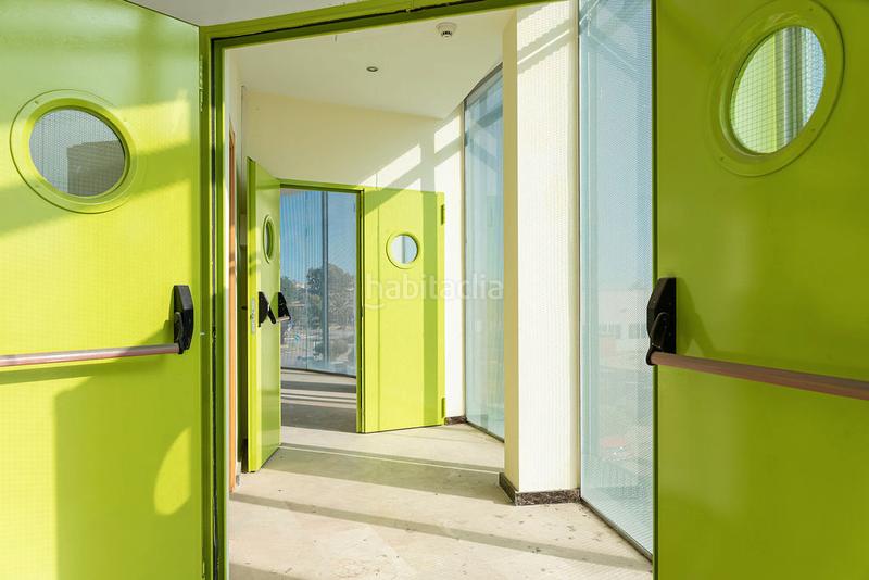 Foto d39956d3-d55b-47d5-b21d-1c8397758cd5. Büro in Ceutí
