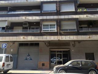 Local commercial  C/ cardenal cisneros. Solvia inmobiliaria  locales gandia