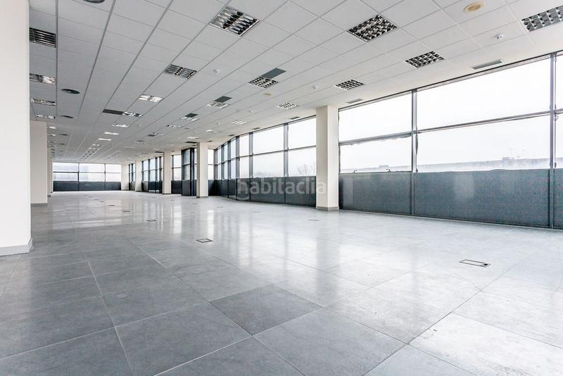 Foto bdff2084-de8a-43bf-a057-05aee1a26ba7. Affitto ufficio in Zona Industrial Alcobendas
