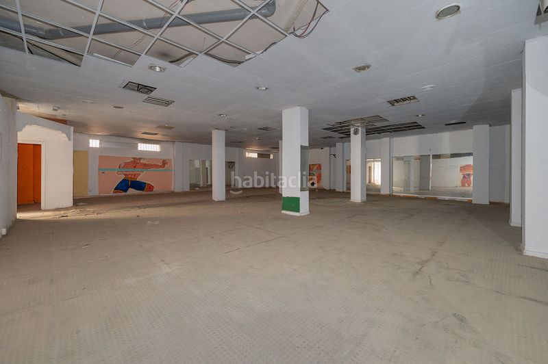 Foto e6eae48d-9768-49d6-8512-375e4d544f86. Local comercial a Centro Antequera