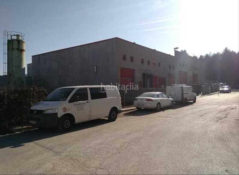 Foto ef2b5dc4-fcef-437c-88c3-d92ee12fe78b. Edifici a Sant Vicenç de Castellet