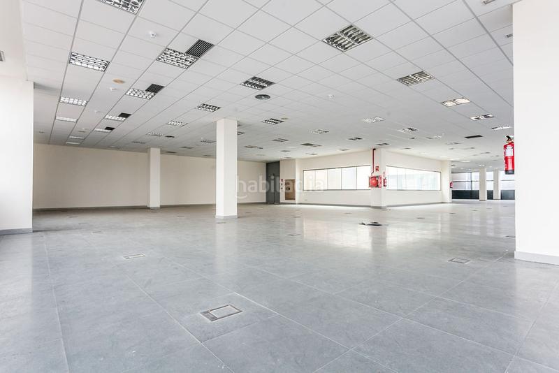 Foto 0b379dd8-f656-4220-ace3-60a8123db969. Büro in Zona Industrial Alcobendas