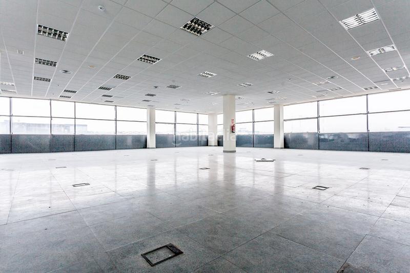 Foto a2c7d94a-0a7e-478b-b143-1e3045c75314. Büro in Zona Industrial Alcobendas