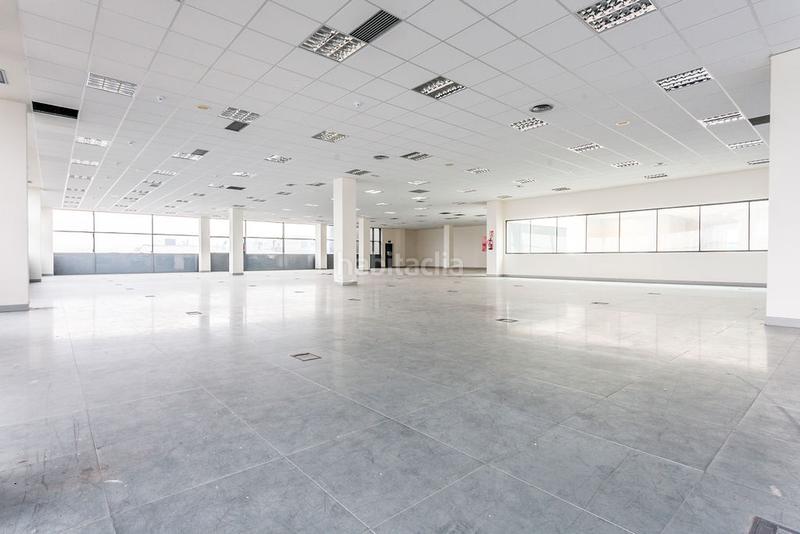 Foto fc2ac048-7beb-4104-9780-8fd6efa28c51. Büro in Zona Industrial Alcobendas