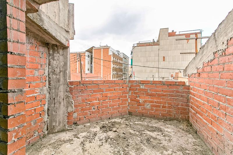 Foto 78fe2fe9-f897-4ad9-939f-291fe86c7da0. Edificio solvia inmobiliaria en construccion en Zona Nord Rubí