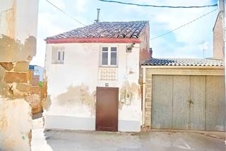 Chalet  C/ cuesta de rufas. Solvia inmobiliaria  casa tamarite de litera