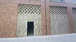 Local Comercial  C/ enric valor. Solvia inmobiliaria  locales muro de alcoy